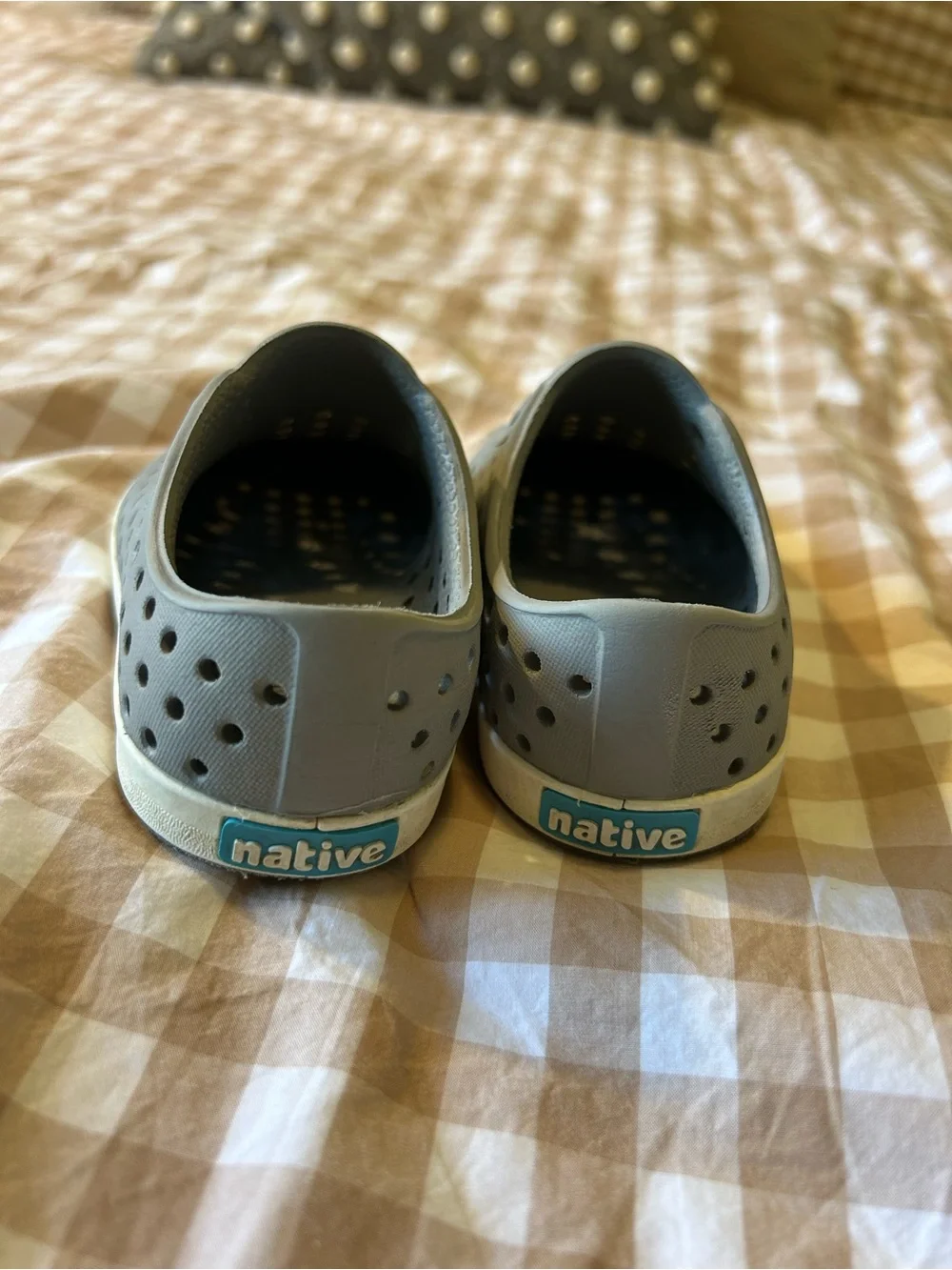 Native Kids Water Shoes Jefferson Slip-On - Gray and Off-White